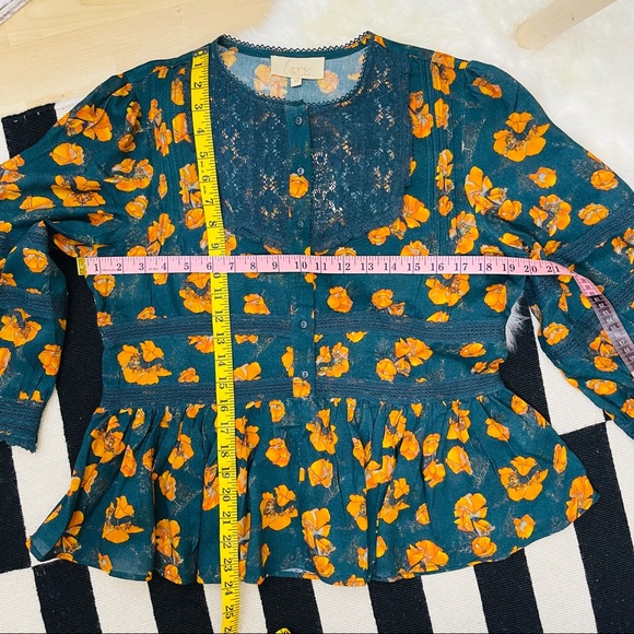 NWT Love the Label - Soraya Buttondown Blouse Top M - Picture 10 of 12